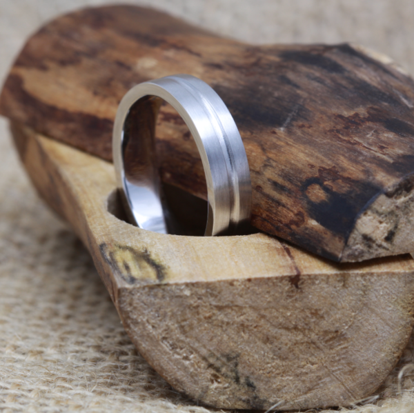 Eco Platinum Wedding Ring with an Etched Finish