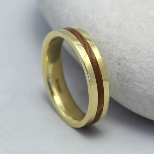 The Turret: Ethical 18ct Gold Ring with Wood Inlay