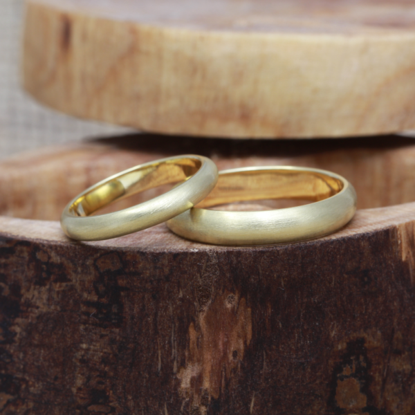 Ethical 18ct Gold Rings with a Rustic Finish