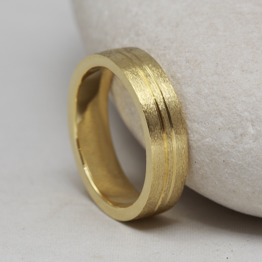 Recycled 18ct Gold Wedding Ring with double channel