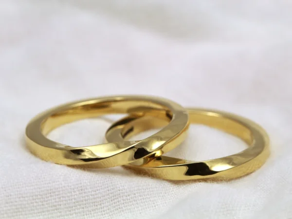 The Wens: Ethical 14ct Yellow Gold Matching Wedding Ring Set
