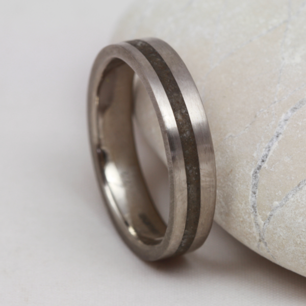 Eco 18ct White Gold Granite Inlay Ring