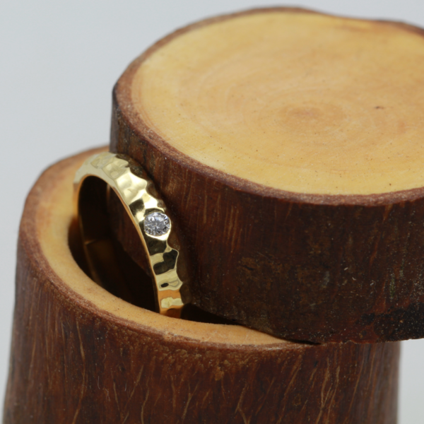 Handmade 18ct Gold Diamond Ring