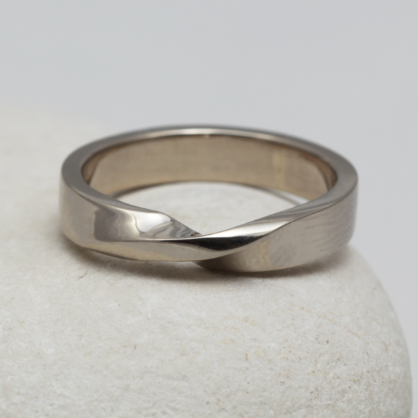 Ethical 18ct White Gold Twist Wedding Ring