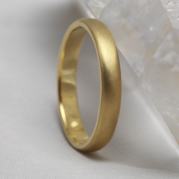 Ethical Gold Ring with a Frosted Finish