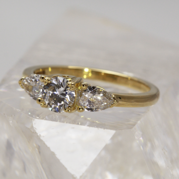 Eco 18ct Gold Diamond Engagement Ring