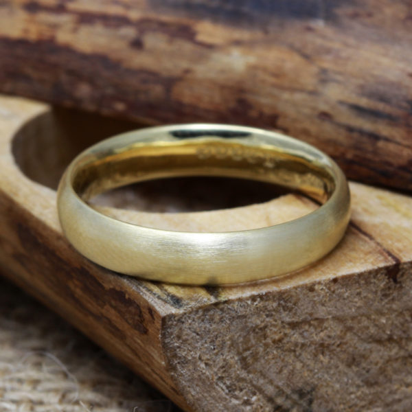 Eco Gold Ring with a Matt Finish