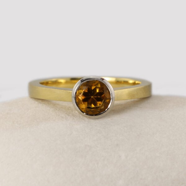 The Evelix: 18ct Yellow Gold and Platinum Engagement Ring with 5mm Citrine