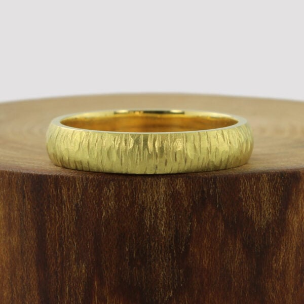 The Humber: 4mm 18ct Yellow Gold Wedding Ring with Bark Finish