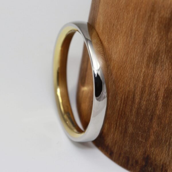 The Fyne: Recycled 18ct Yellow Gold and 950 Platinum Wedding Ring