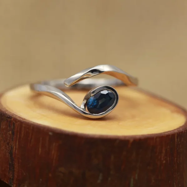 The Glendorch: Handmade 18ct White Gold Engagement Ring with Diamond, Sapphire or Moissanite