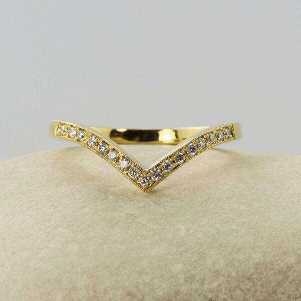 The Dee: Recycled 18ct Yellow Gold Bespoke Contoured Point Bead Set Diamond or Moissanite Ring