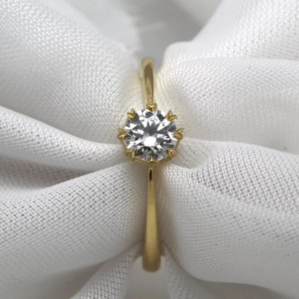 The Avon: Handmade 18ct Gold Crown Set Diamond or Moissanite Engagement Ring