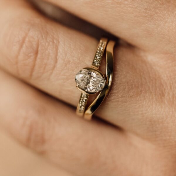 Bespoke Contoured Wedding Ring Service
